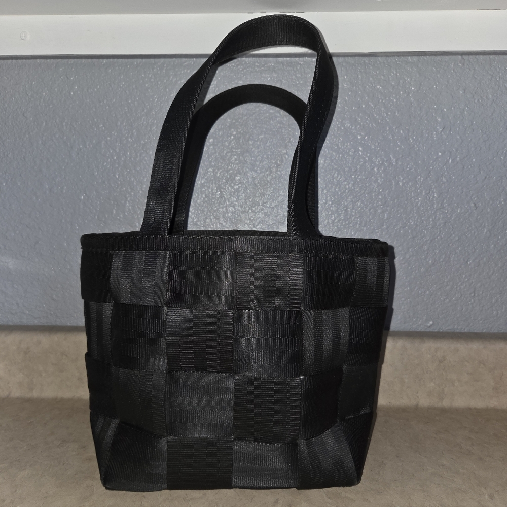 Harveys Original Seatbelt Tote Shoulder Bag